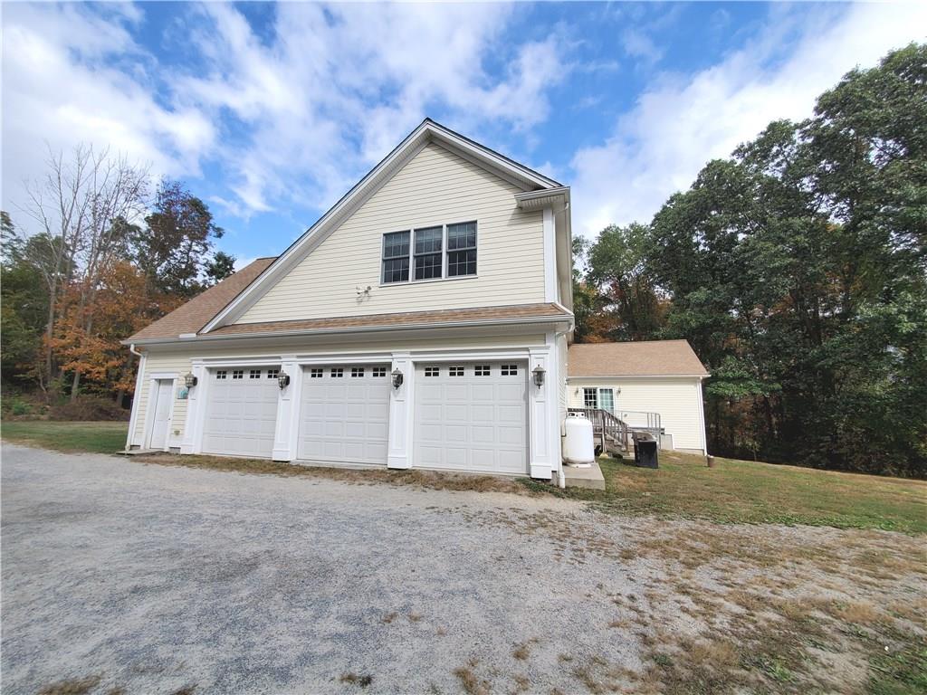 386 Woonsocket Hill Road, North Smithfield, RI 02896 MLS 1265990