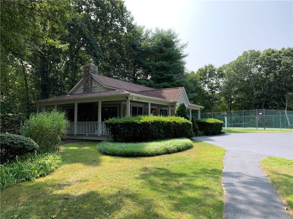 65 Little Woods Path, South Kingstown