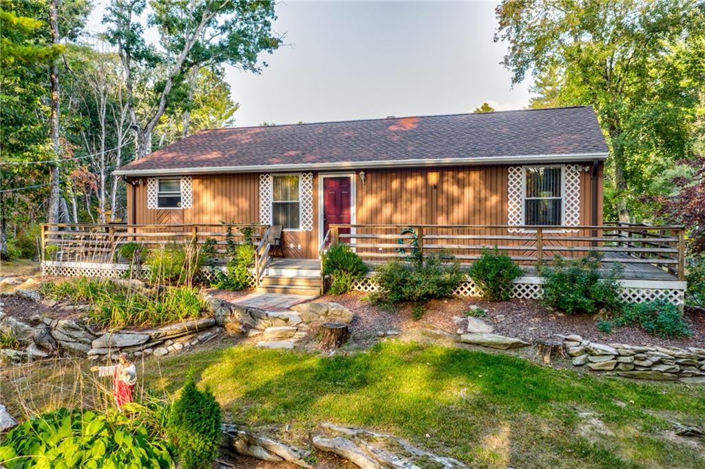 11 Pond House Road, North Smithfield, RI 02896 MLS 1266174 Lila Delman