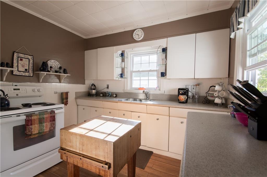 283 Bellman Avenue, Warwick, RI 02889 MLS 1267018 Lila Delman