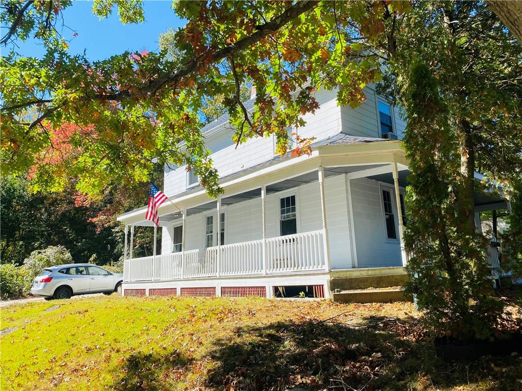 120 Farnum Pike, Smithfield, RI 02917 MLS 1267128 Lila Delman