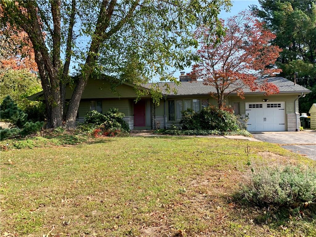 241 Harris Road, Smithfield, RI 02917 MLS 1267138 Lila Delman