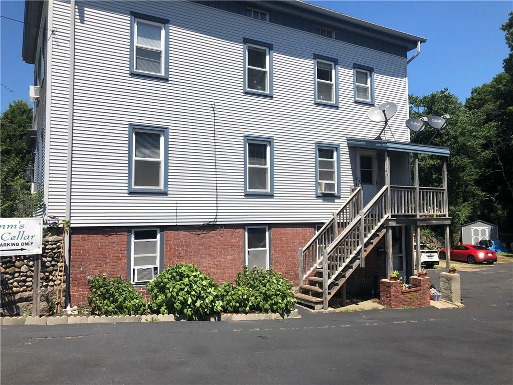 7 15 Liberty Street, Pawcatuck, CT 06379 MLS 1267391 Lila Delman