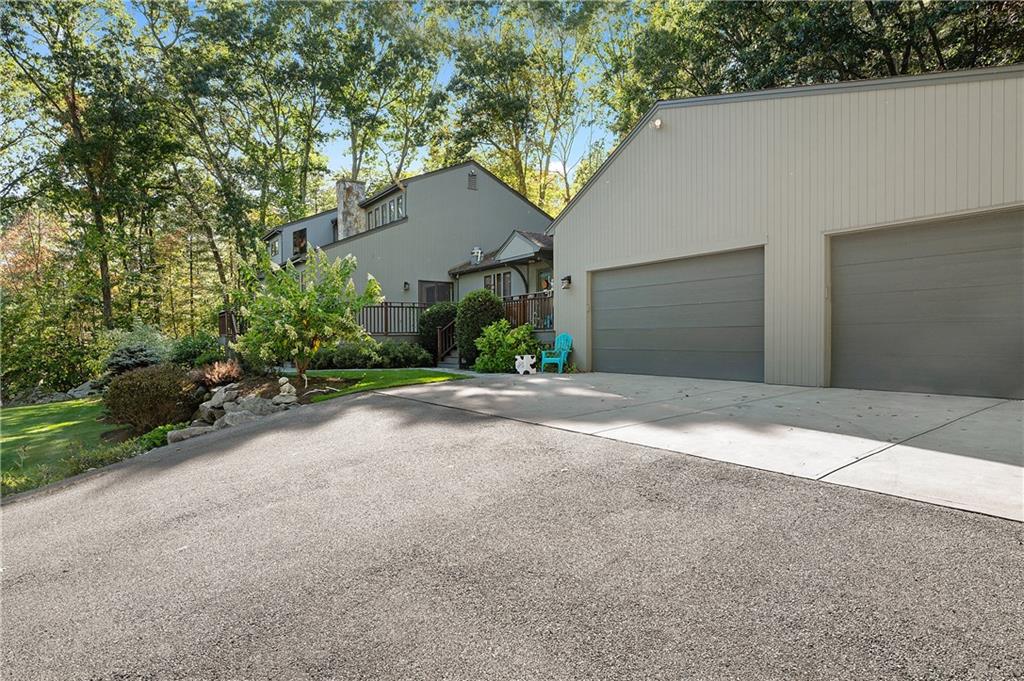 42 Green Meadow Lane, Cumberland, RI 02864 MLS 1267629 Lila Delman