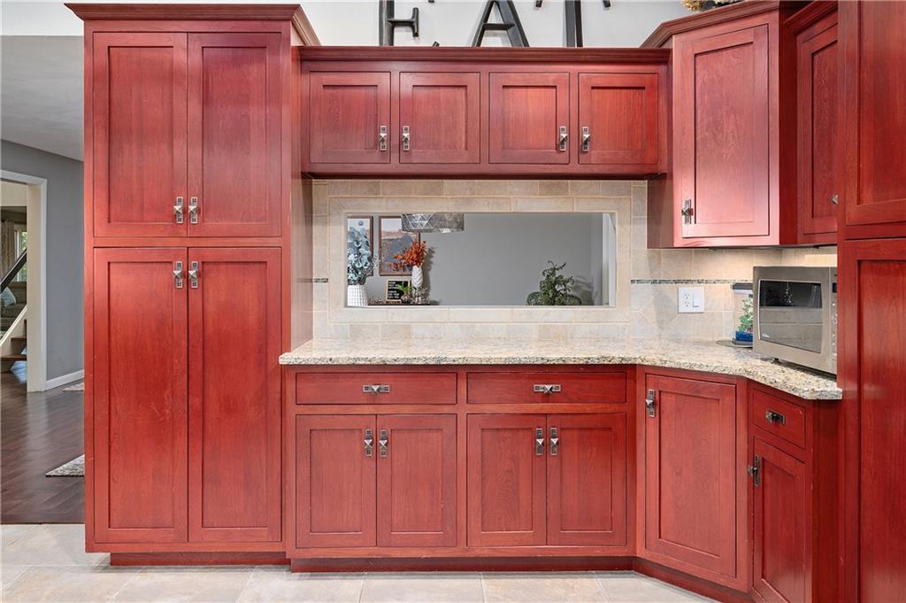 42 Green Meadow Lane, Cumberland, RI 02864 MLS 1267629 Lila Delman