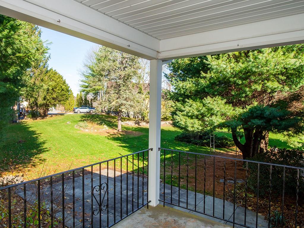 362 Simmonsville Avenue, Johnston, RI 02919 MLS 1270314 Lila Delman