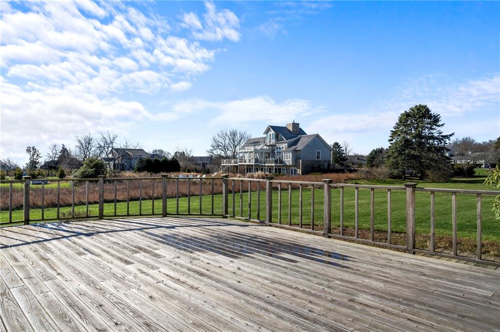 116 Cliff Drive, Narragansett