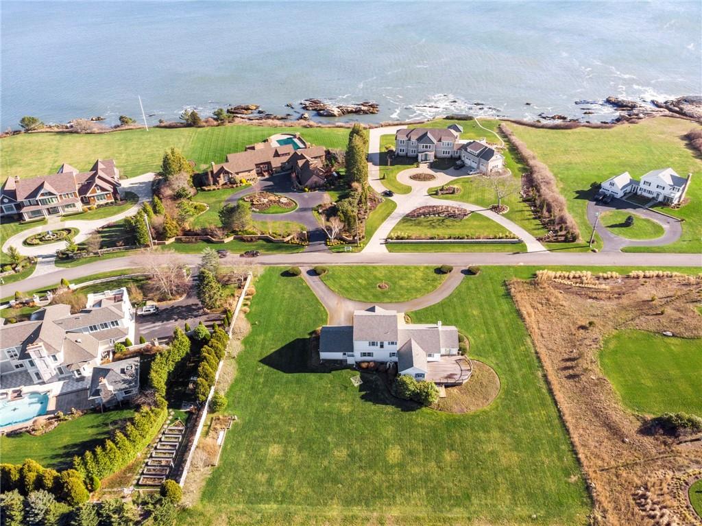 116 Cliff Drive, Narragansett