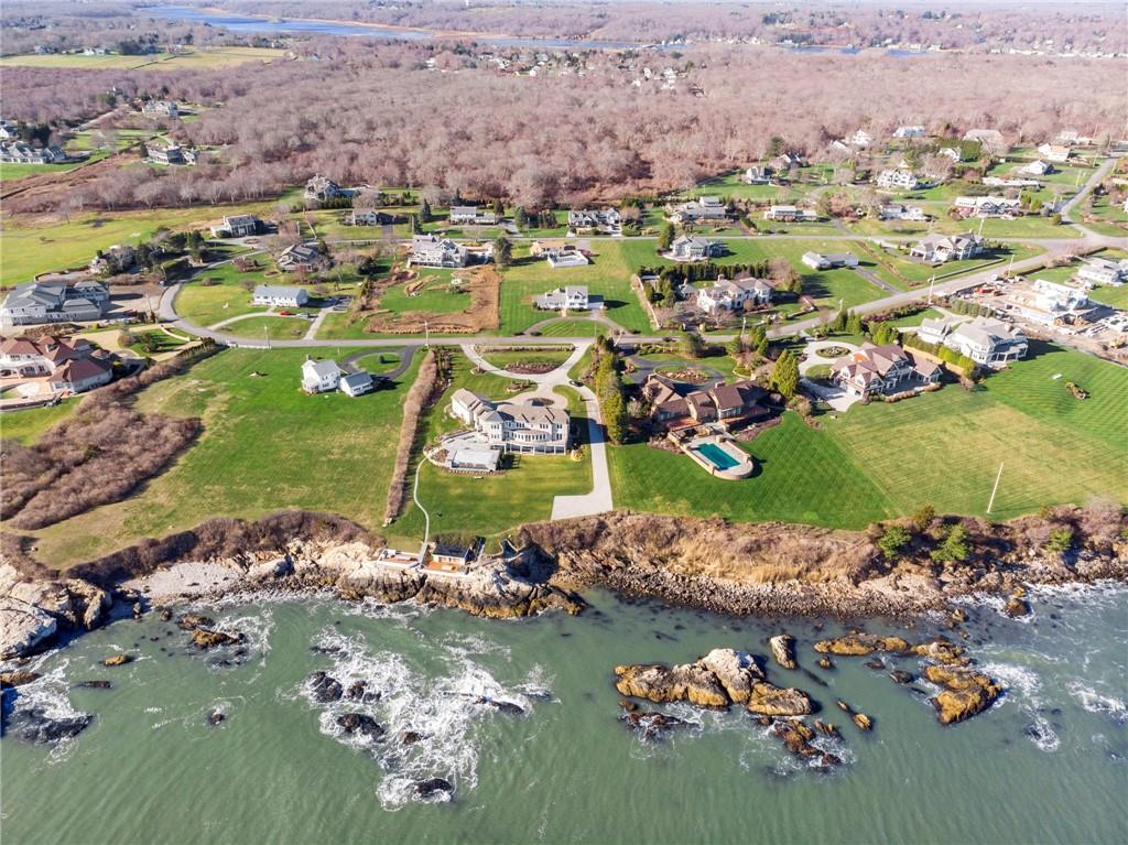 116 Cliff Drive, Narragansett