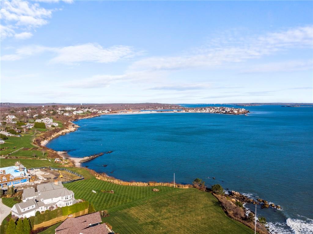 116 Cliff Drive, Narragansett