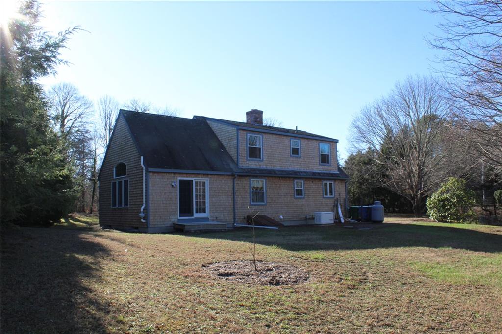 1261 Tuckertown Road, South Kingstown