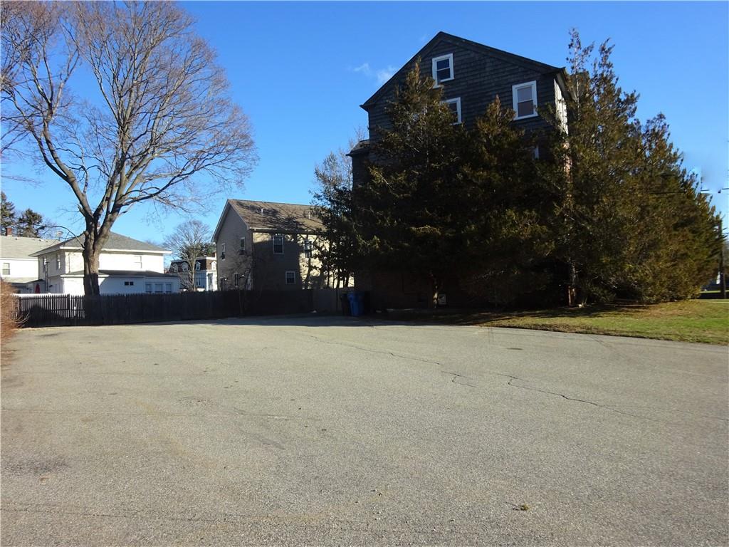 165 Wentworth Avenue, Unit3w, Cranston, RI 02905 MLS 1272453 Lila Delman