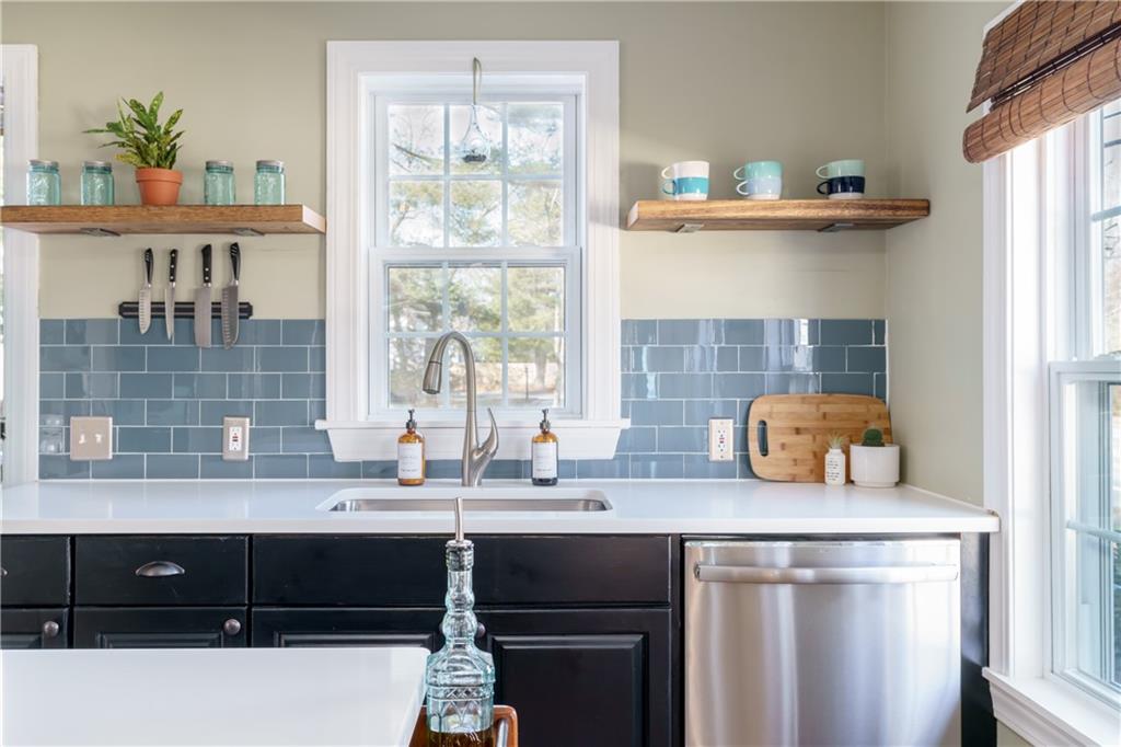 503 Davisville Road, North Kingstown, RI 02852 MLS 1273453 Lila Delman