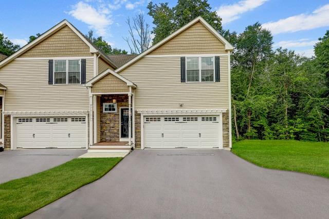 606 Hunting Hill Drive, Cumberland