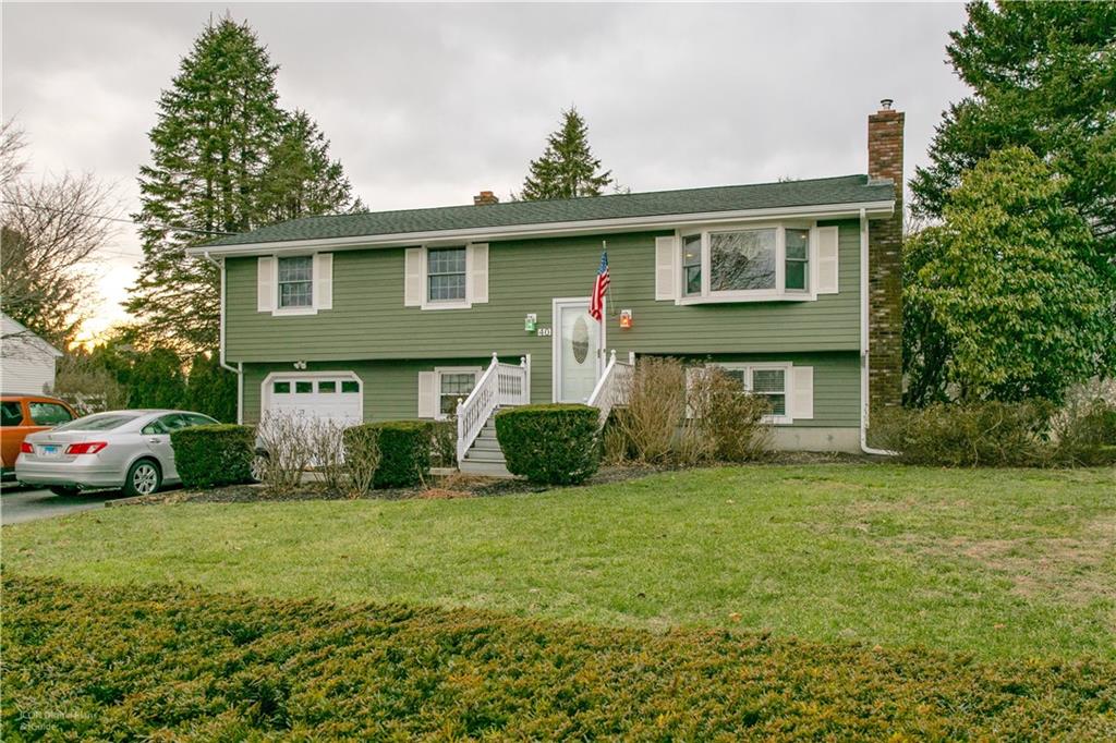 40 Mcintosh DR Portsmouth, Rhode Island 02871 Lila Delman