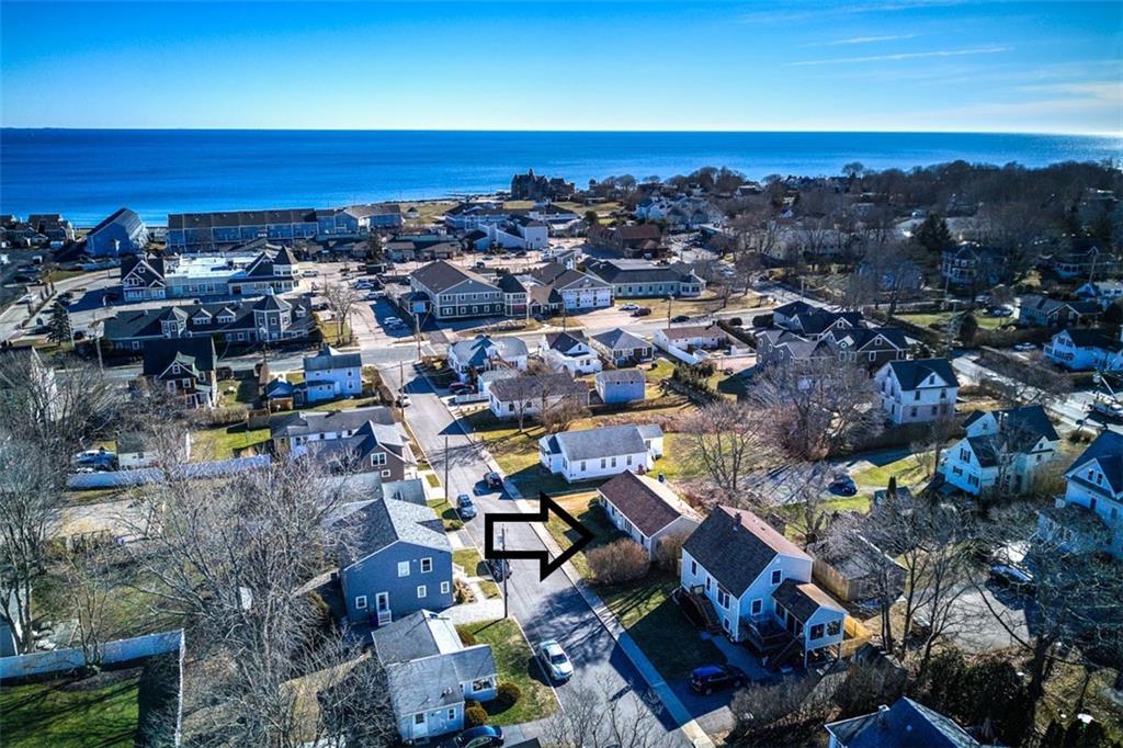 14 Brown Street, Narragansett