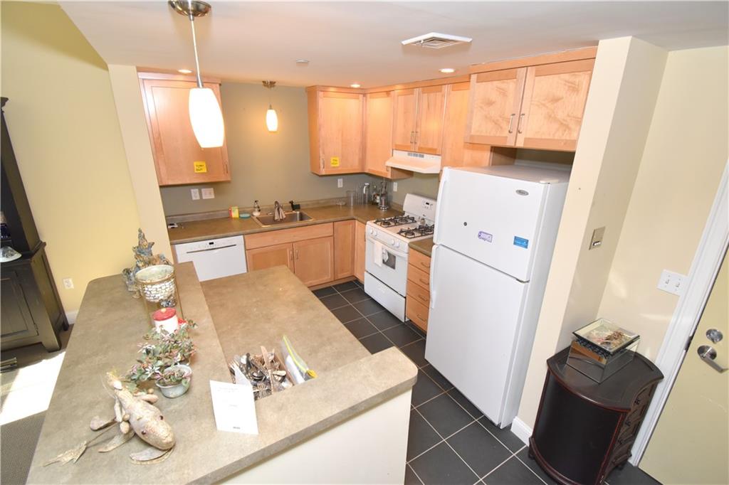 200 Clarke Road, Unit304, Narragansett, RI 02882 MLS 1274476 Lila