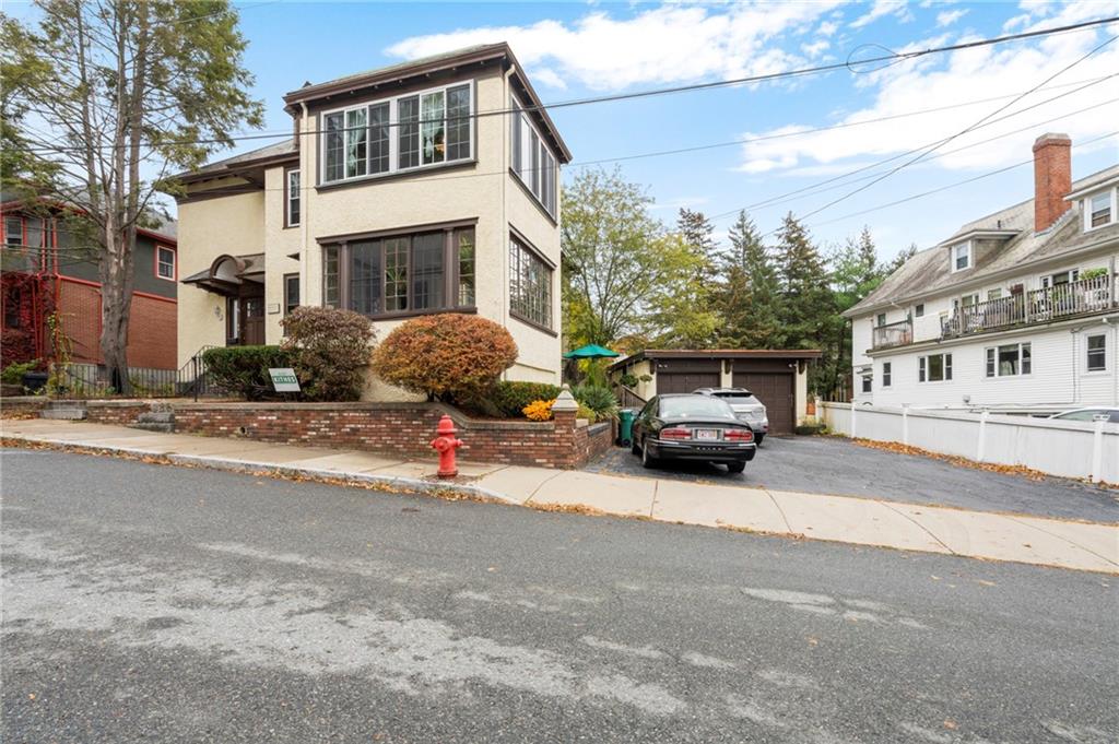 41 Homestead Road, Unit2, Woonsocket, RI 02895 MLS 1274758 Lila Delman