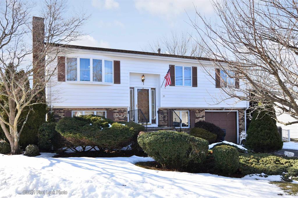 19 Alfred Drive, North Providence