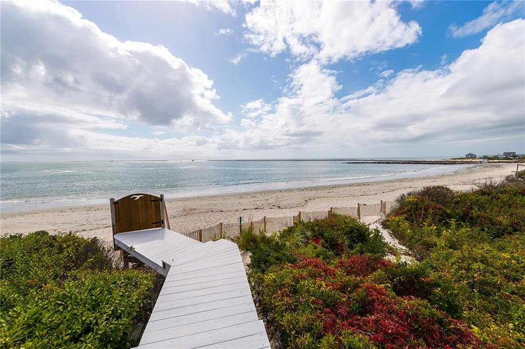 200 Sand Hill Cove Road, Narragansett