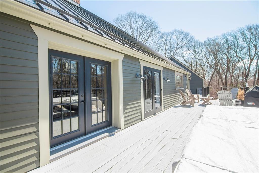 130 Tuckertown Road, South Kingstown