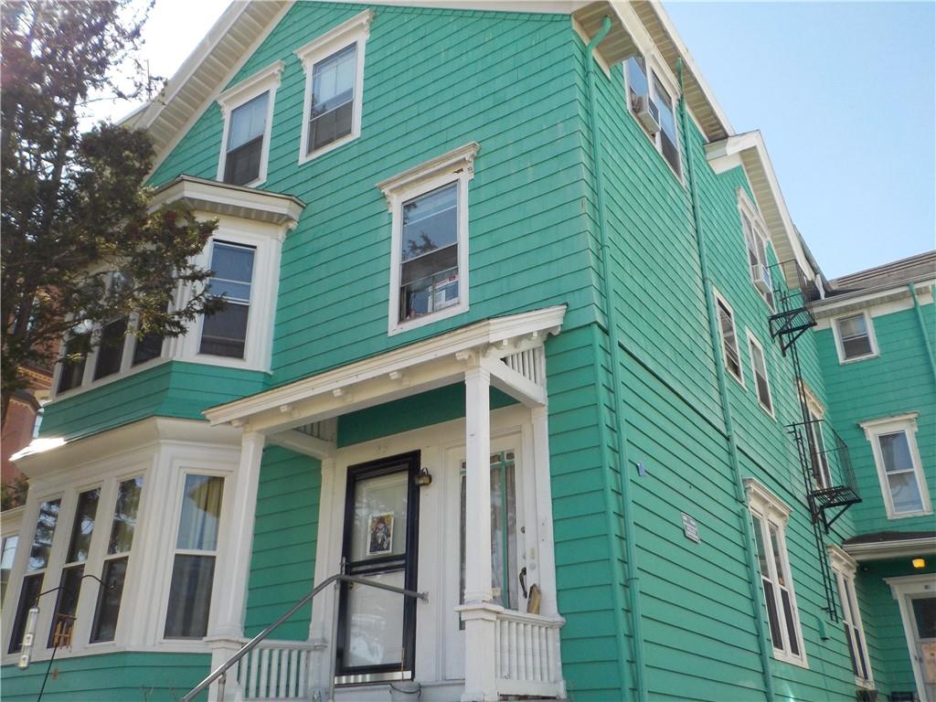 21 Hamlet Avenue, Woonsocket