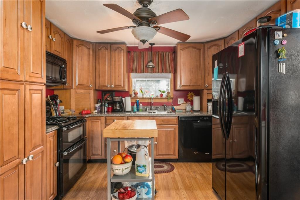 67 Inkberry Trail, Narragansett