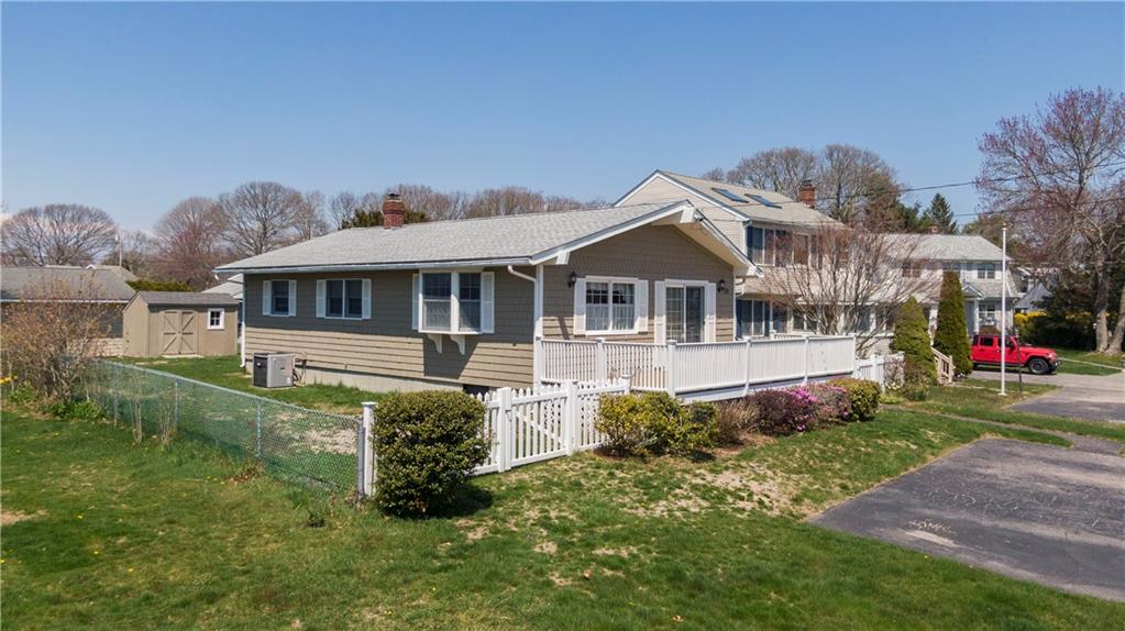 55 Flint Stone Road, Narragansett