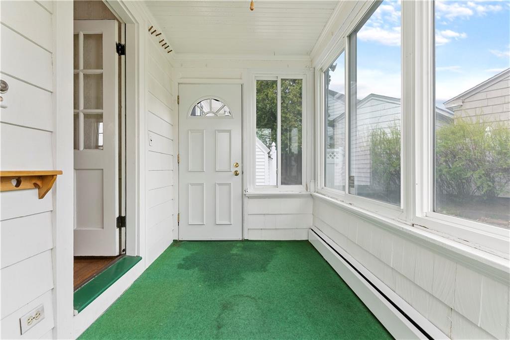 89 Preston Drive, Cranston, RI 02910 MLS 1281118 Lila Delman