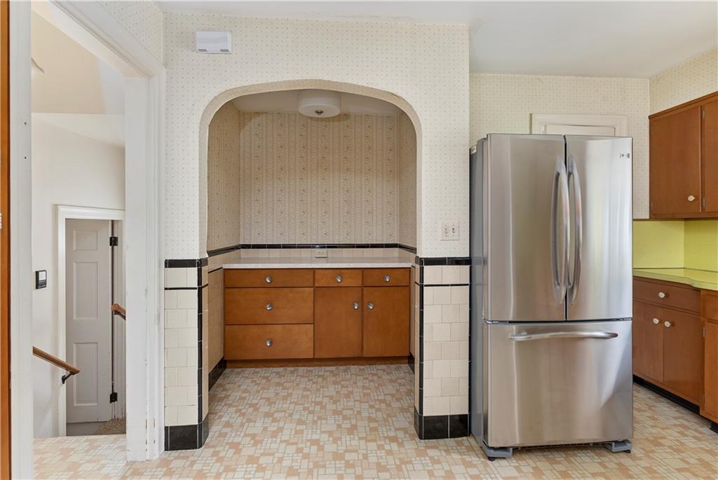 89 Preston Drive, Cranston, RI 02910 MLS 1281118 Lila Delman