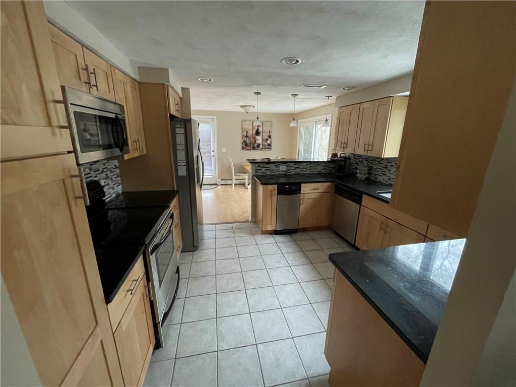 10 Riverview Drive, North Providence, RI 02904 MLS 1281422 Lila Delman