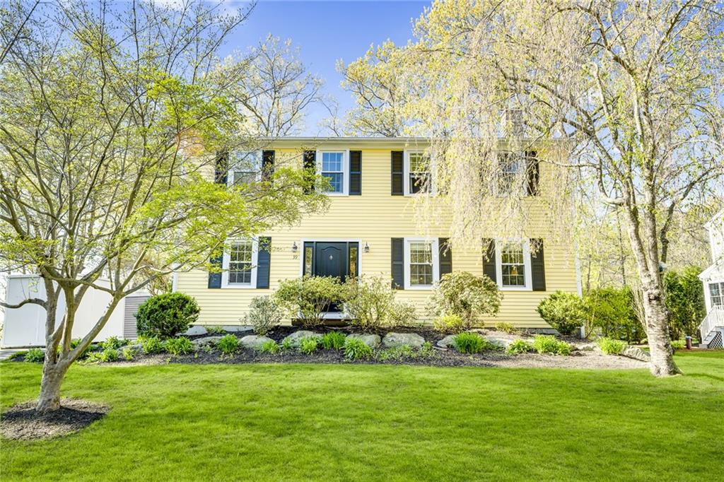 39 Columbus Avenue, Barrington