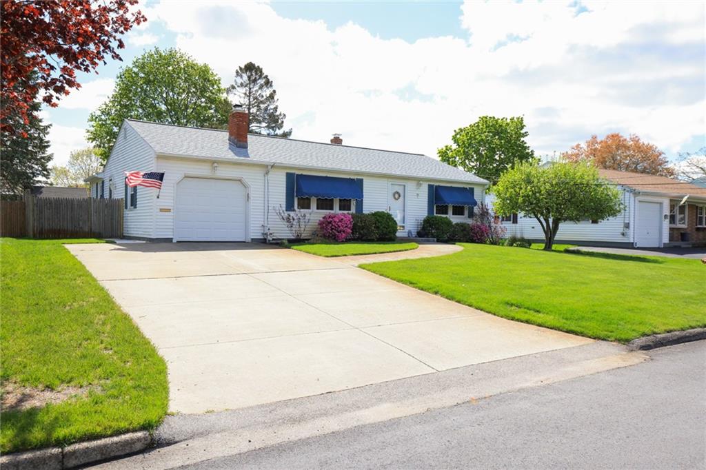 10 Woodcrest Drive, East Providence