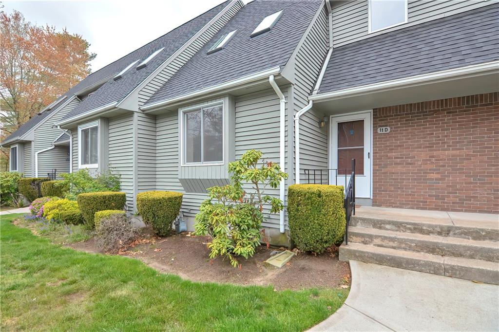 125 Smith Avenue, Unit11d, Smithfield, RI 02828 MLS 1282341 Lila Delman