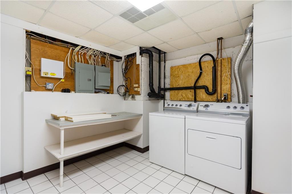 190 Pine Glen Drive, East Greenwich, RI 02818 MLS 1282795 Lila Delman