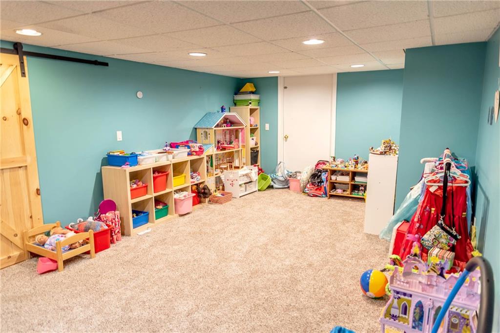 4 Holiday Drive, Lincoln, RI 02864 MLS 1282879 Lila Delman