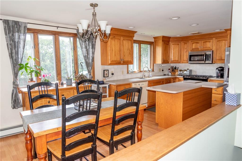 4 Holiday Drive, Lincoln, RI 02864 MLS 1282879 Lila Delman