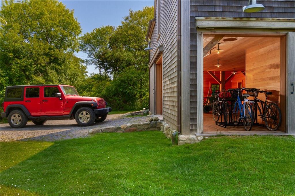 1776 Corn Neck Road, Block Island