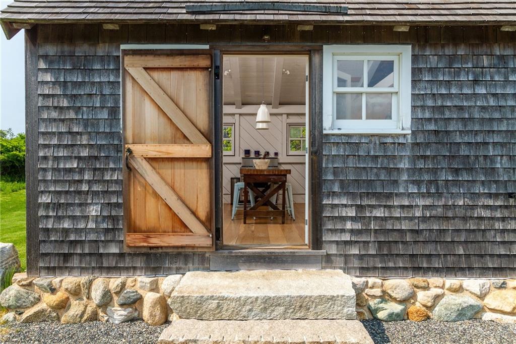 1776 Corn Neck Road, Block Island