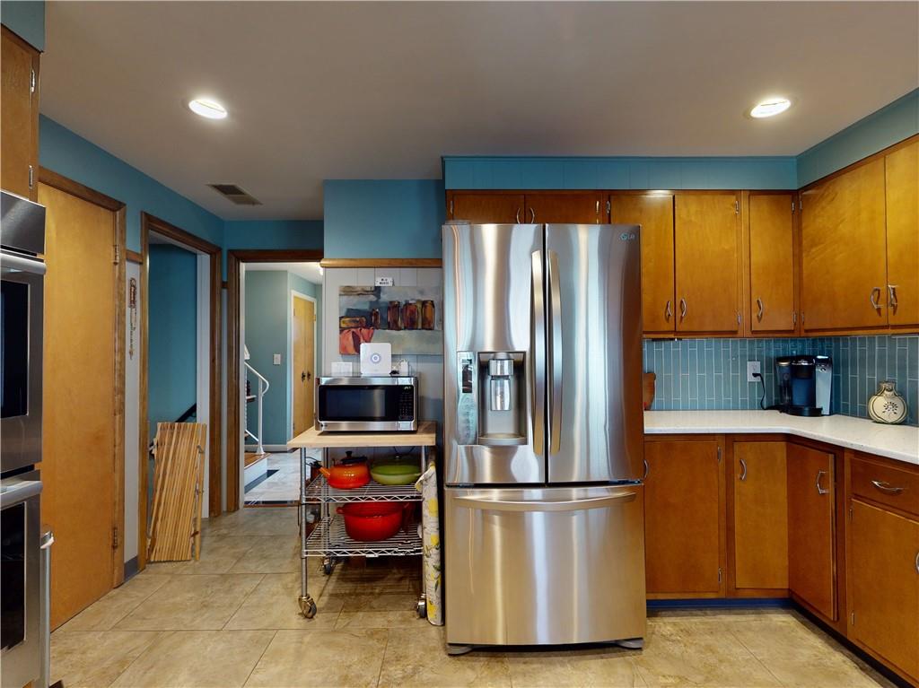 188 Summit Drive, Cranston, RI 02920 MLS 1287041 Lila Delman