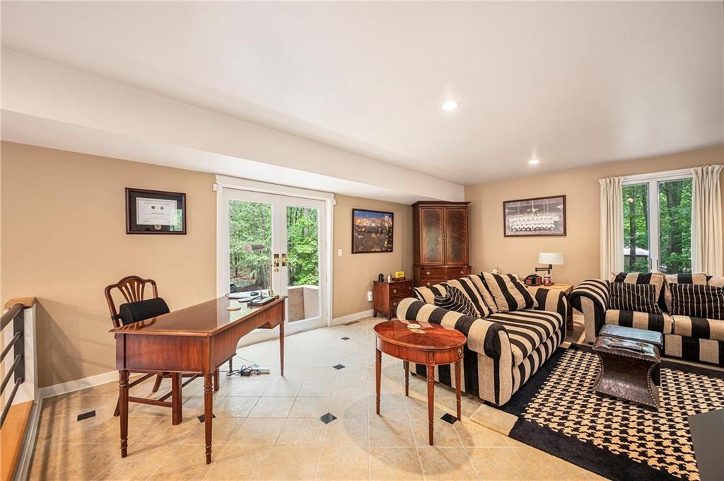 116 Jenckes Hill Road, Lincoln, RI 02865 MLS 1284966 Lila Delman