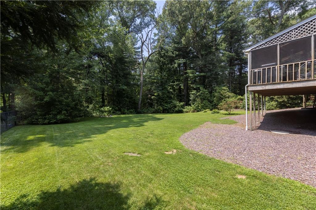 140 Dana Road, North Kingstown