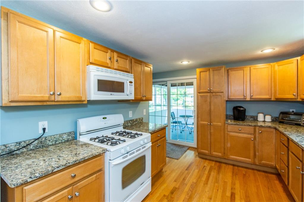 76 Regent Drive, North Kingstown