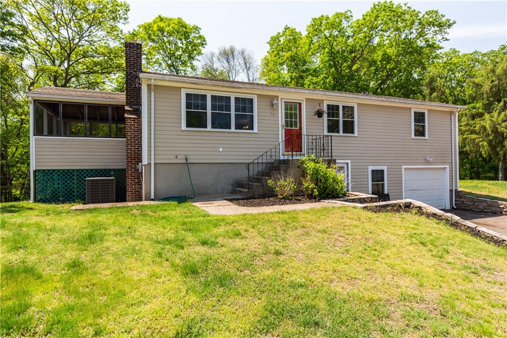 76 Regent Drive, North Kingstown