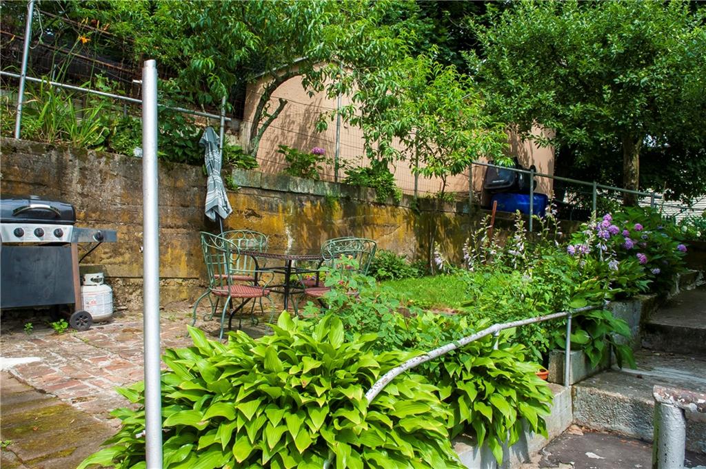 345 Pleasant Street, Pawtucket, RI 02860 MLS 1287874 Lila Delman