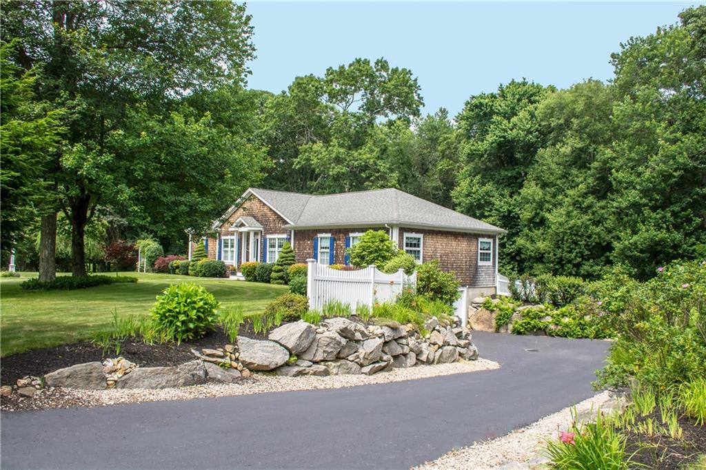 396 Congdon Drive, South Kingstown