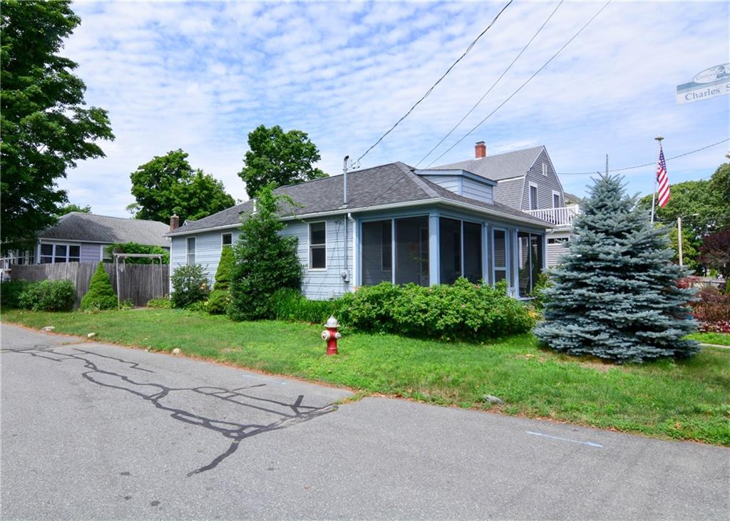 111 Bellman Avenue, Warwick, RI 02889 MLS 1288199 Lila Delman