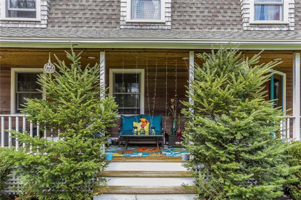 39 Anna Farm Road W, No Stonington, CT 06359 MLS 1288246 Lila Delman