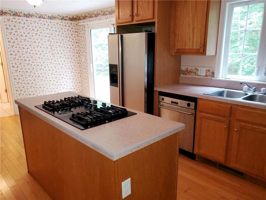 39 Timberland Drive, Lincoln, RI 02865 MLS 1288344 Lila Delman