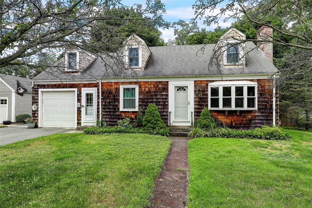 137 Middle Highway, Barrington, RI 02806 MLS 1288388 Lila Delman